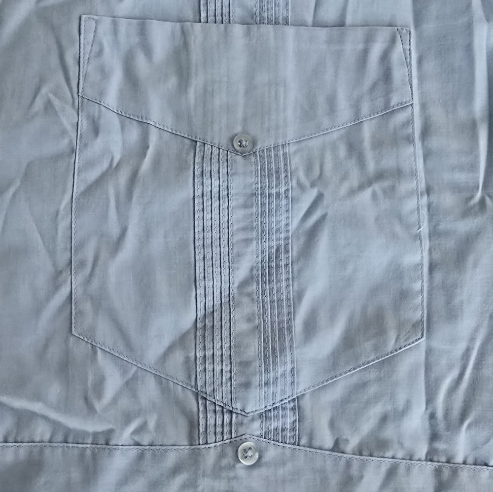 Romani Light Blue Short-Sleeve Button-Up Shirt - 2X - Picture 4 of 5